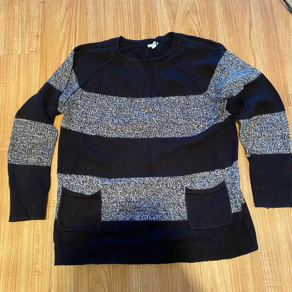 Gap Gray and Black Striped Sweater